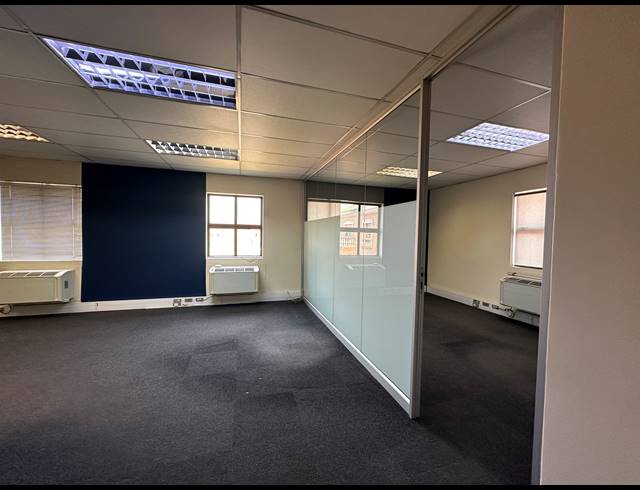 175M² OFFICE TO LET IN CENTURION CENTRAL